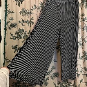 American eagle wide leg stretchy pants
